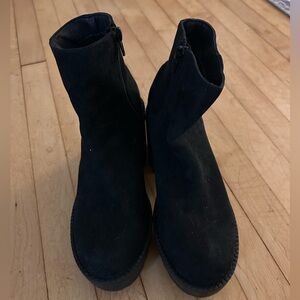 Women's Suede Platform Boots